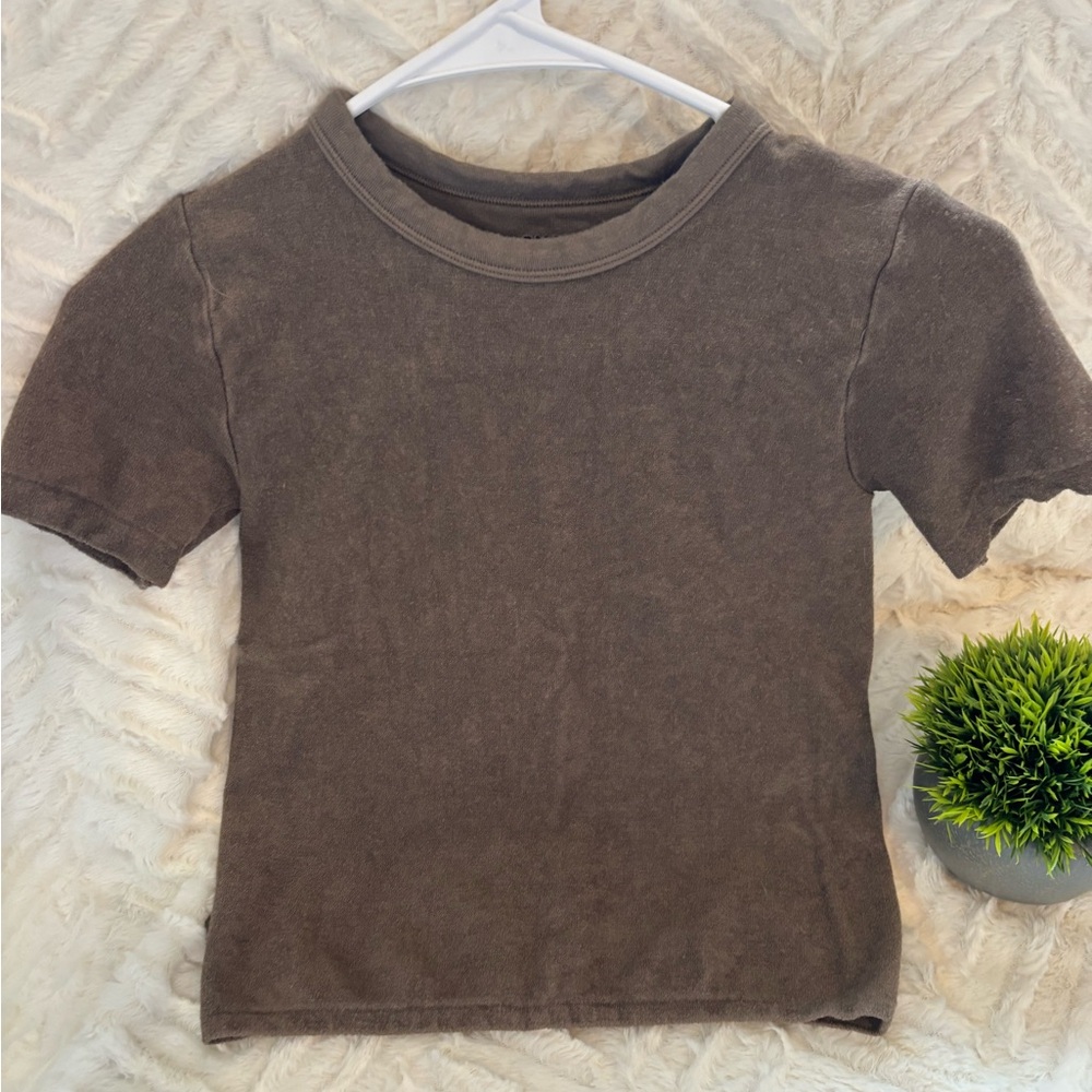 SKIMS Ladies Short Sleeve Tee in Earthy Brown